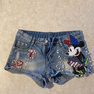 Minnie Mouse Short